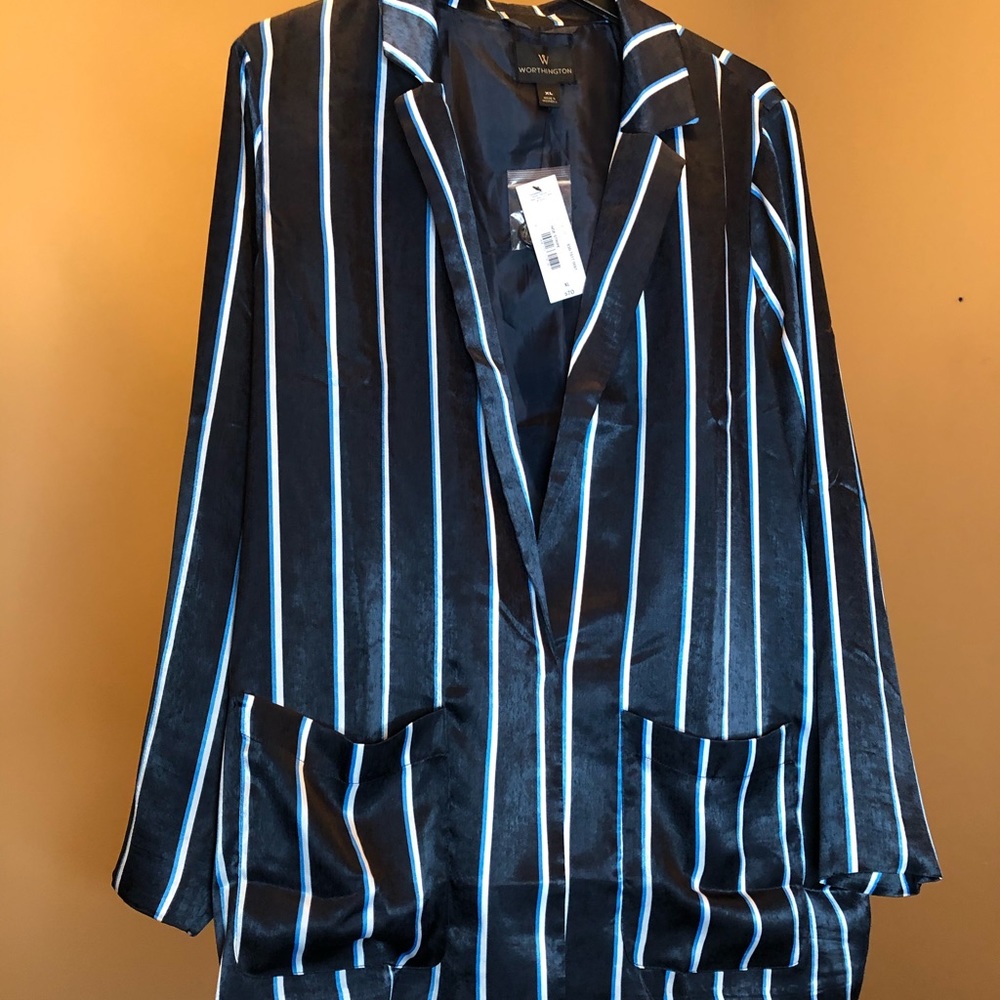 NWT Navy Blue pinstriped blazer